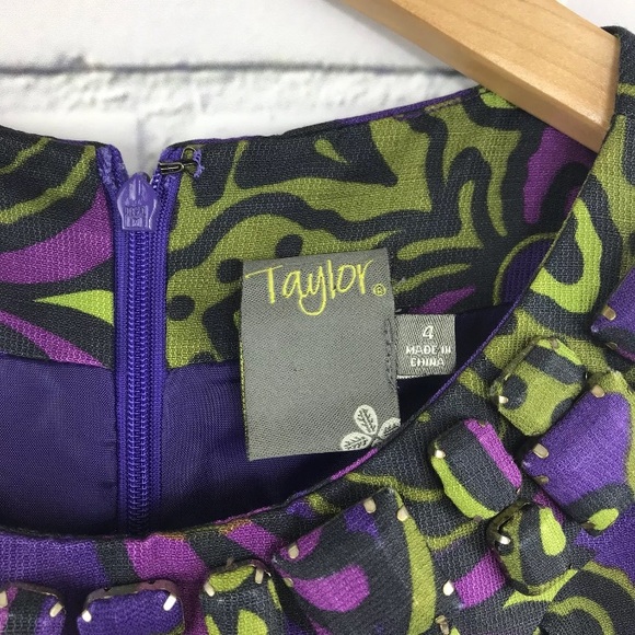 Taylor Sleeveless Floral Dress Jeweled Collar 4 - Picture 2 of 8